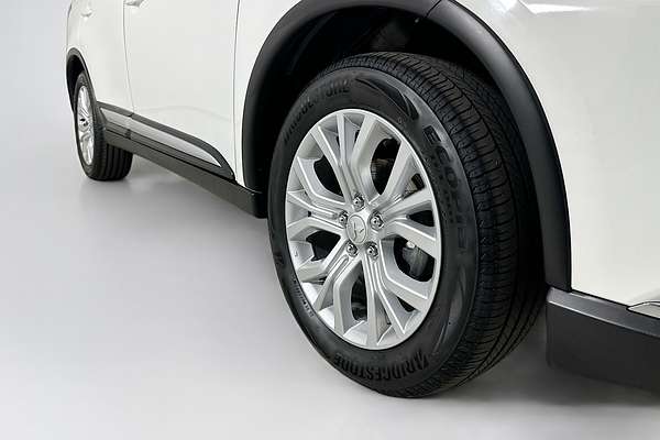 2020 Mitsubishi OUTLANDER ES 7 SEAT (2WD) ZL MY21