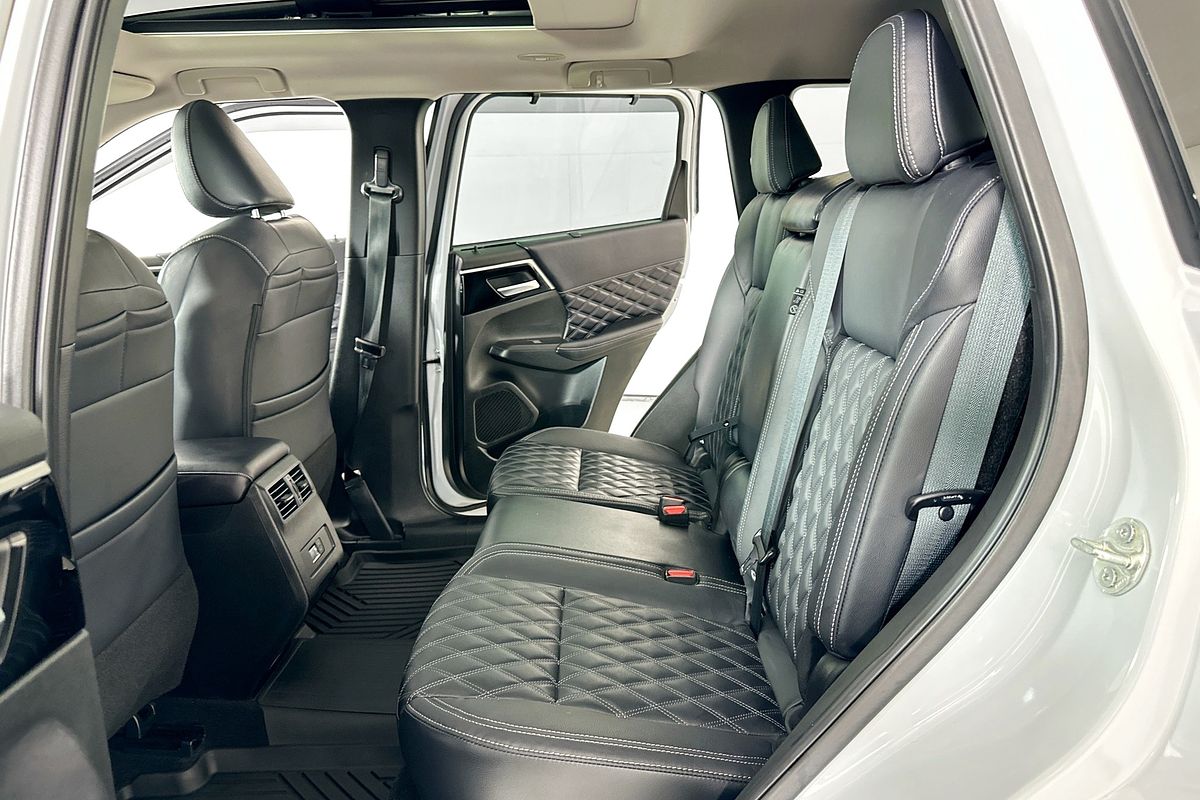 2022 Mitsubishi OUTLANDER EXCEED 7 SEAT (AWD) ZM MY22