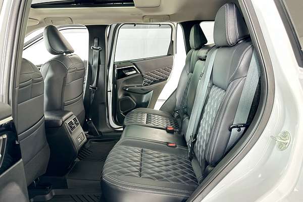2022 Mitsubishi OUTLANDER EXCEED 7 SEAT (AWD) ZM MY22