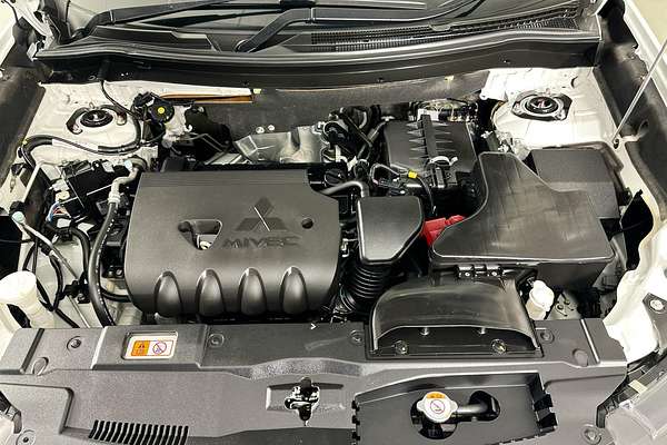 2017 Mitsubishi OUTLANDER LS (4x2) ZK MY17