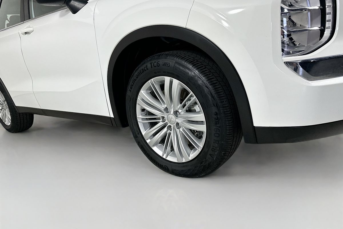 2023 Mitsubishi OUTLANDER ES 7 SEAT (2WD) ZM MY23