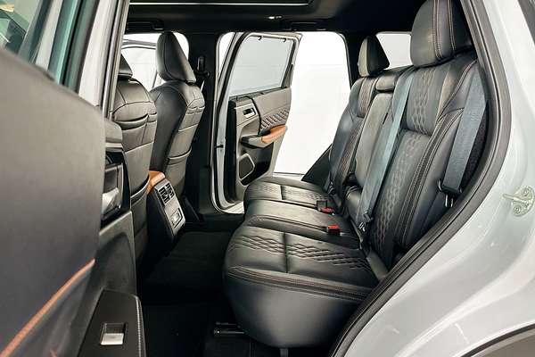 2023 Mitsubishi OUTLANDER EXCEED TOURER 7 SEAT (AWD) ZM MY23