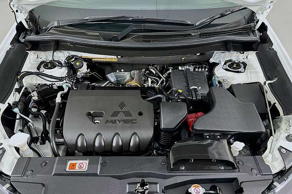2021 Mitsubishi Outlander LS ZL