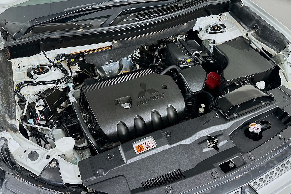 2021 Mitsubishi OUTLANDER ES 7 SEAT (AWD) ZL MY21