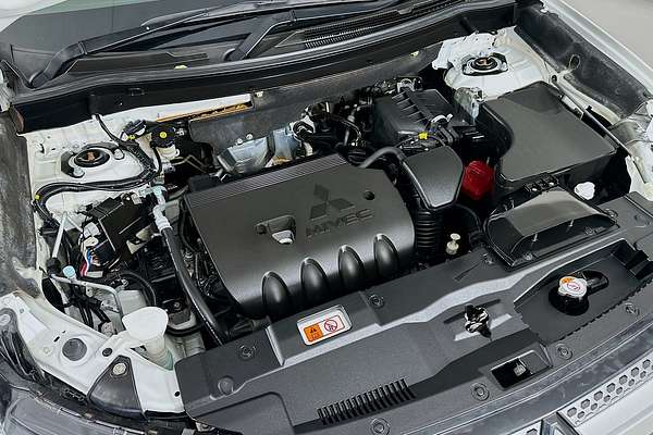 2021 Mitsubishi OUTLANDER ES 7 SEAT (AWD) ZL MY21