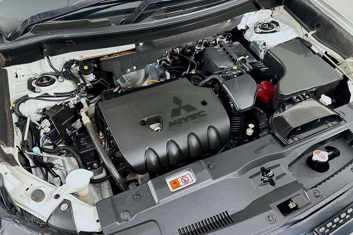 2021 Mitsubishi OUTLANDER ES 7 SEAT (AWD) ZL MY21