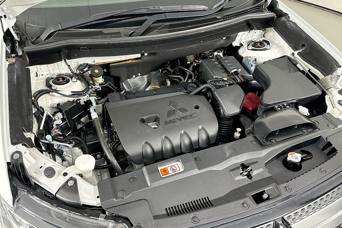 2021 Mitsubishi OUTLANDER ES 7 SEAT (AWD) ZL MY21
