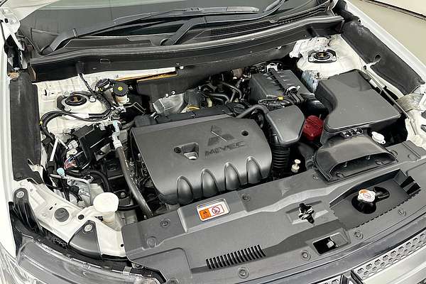 2021 Mitsubishi OUTLANDER ES 7 SEAT (AWD) ZL MY21