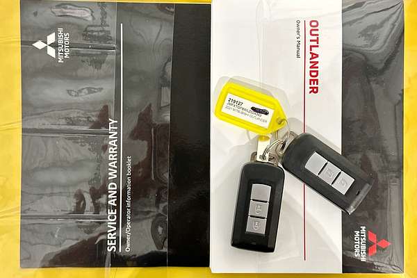 2021 Mitsubishi OUTLANDER LS 7 SEAT (2WD) ZL MY21