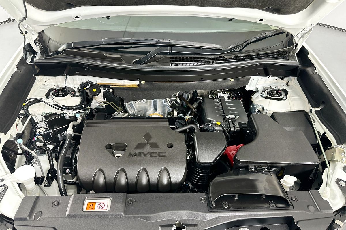 2021 Mitsubishi OUTLANDER ES 7 SEAT (2WD) ZL MY21