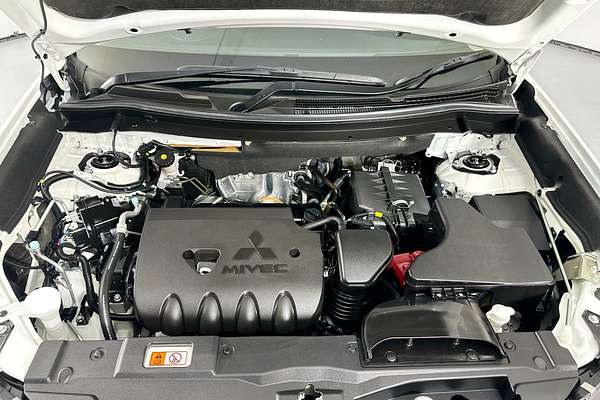 2021 Mitsubishi OUTLANDER ES 7 SEAT (2WD) ZL MY21