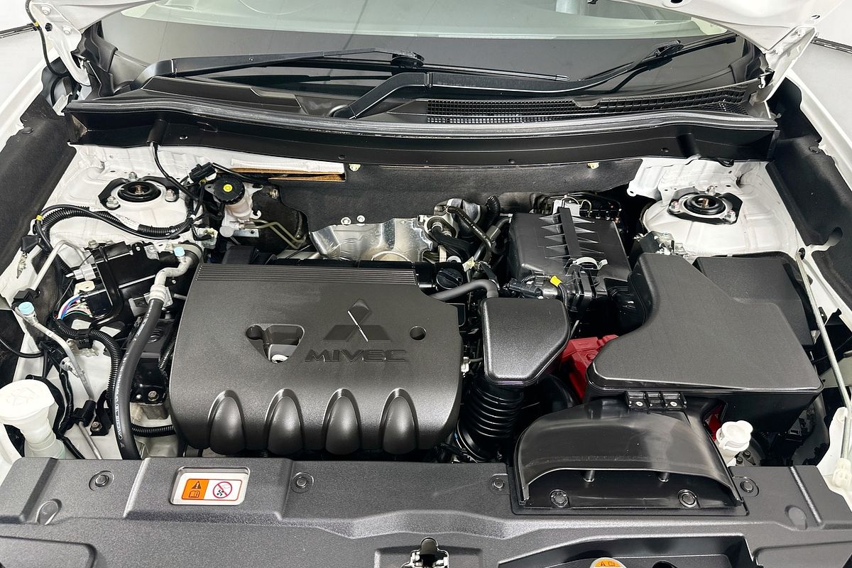 2018 Mitsubishi OUTLANDER LS 7 SEAT (2WD) ZL MY18.5