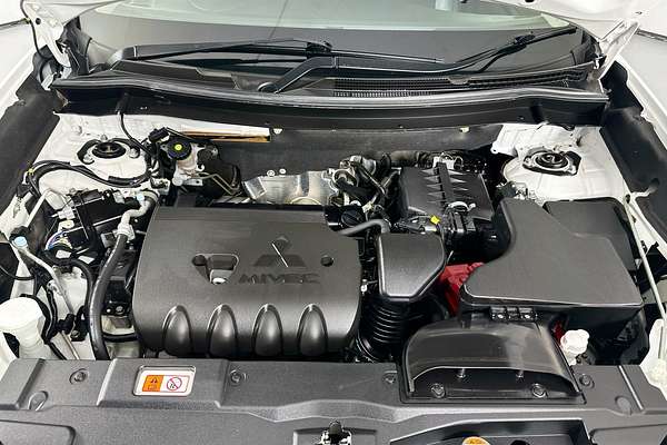 2018 Mitsubishi OUTLANDER LS 7 SEAT (2WD) ZL MY18.5