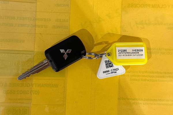 2021 Mitsubishi OUTLANDER ES 7 SEAT (AWD) ZL MY21