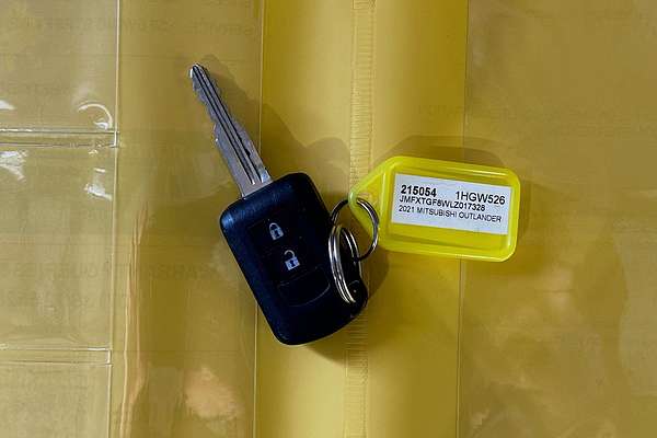 2021 Mitsubishi OUTLANDER ES 7 SEAT (2WD) ZL MY21