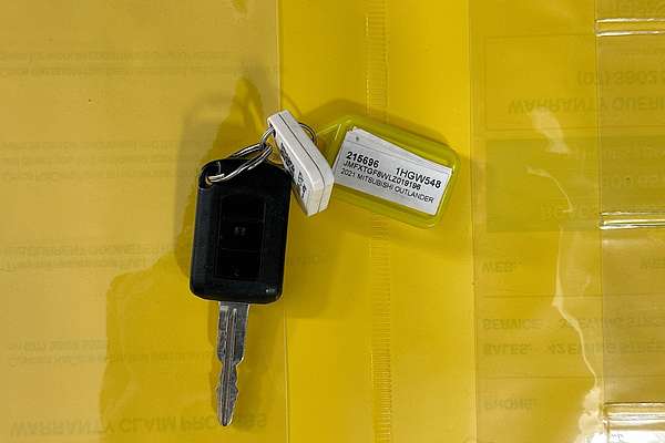 2021 Mitsubishi OUTLANDER ES 7 SEAT (2WD) ZL MY21