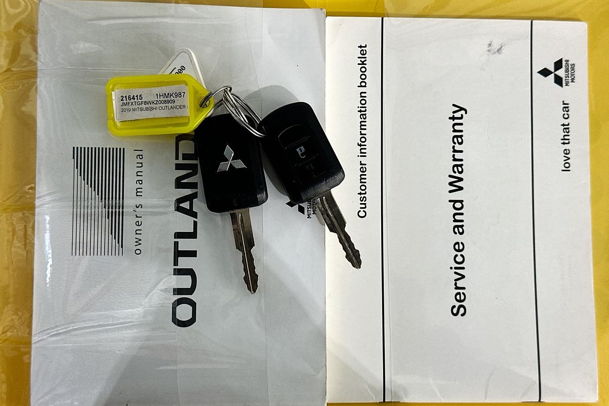 2019 Mitsubishi OUTLANDER ES 7 SEAT (AWD) ZL MY19