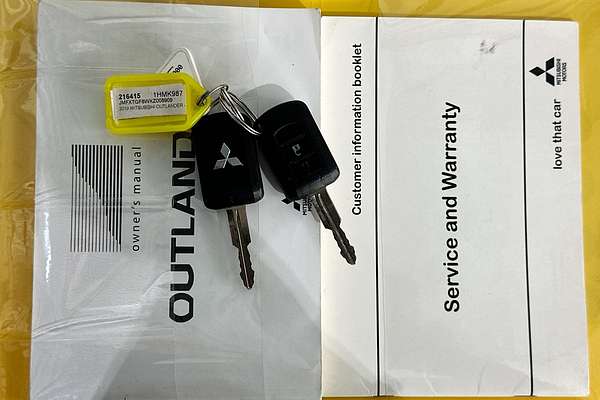 2019 Mitsubishi OUTLANDER ES 7 SEAT (AWD) ZL MY19