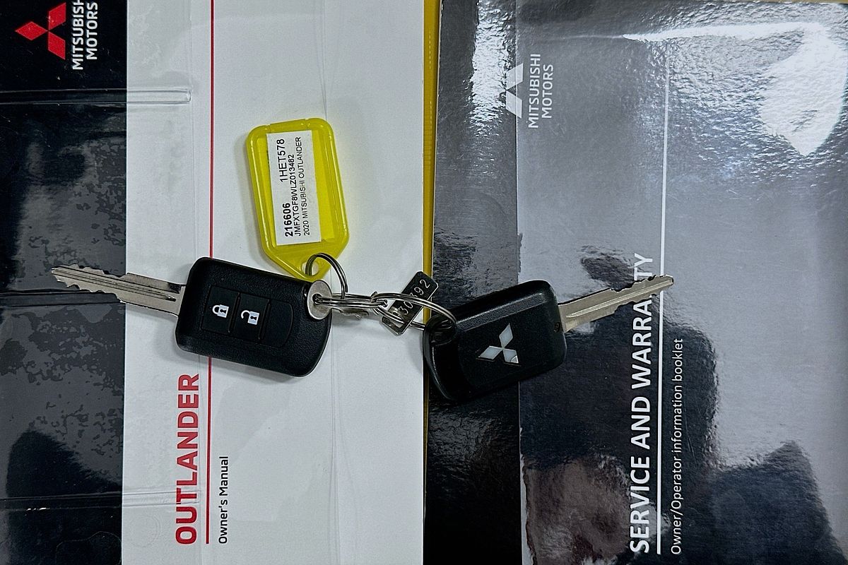 2020 Mitsubishi OUTLANDER ES 7 SEAT (2WD) ZL MY21