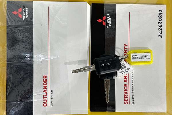 2020 Mitsubishi OUTLANDER ES 7 SEAT (2WD) ZL MY20