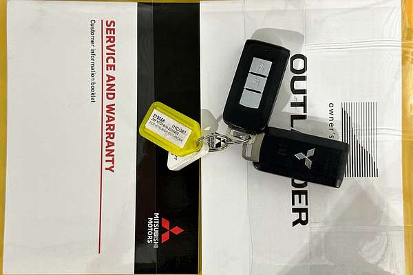 2020 Mitsubishi OUTLANDER LS 7 SEAT (2WD) ZL MY20