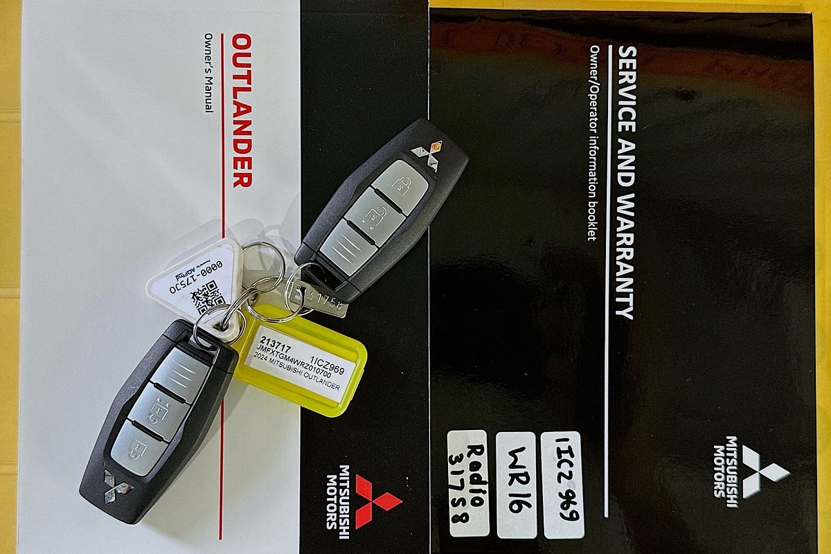 2024 Mitsubishi OUTLANDER LS 7 SEAT (2WD) ZM MY24