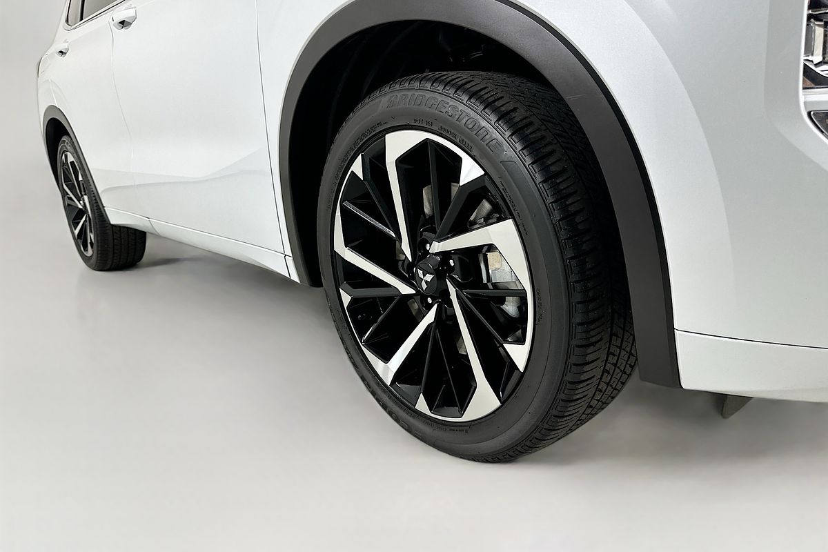 2023 Mitsubishi OUTLANDER EXCEED TOURER 7 SEAT (AWD) ZM MY23