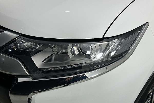 2018 Mitsubishi OUTLANDER LS 7 SEAT (AWD) ZL MY19