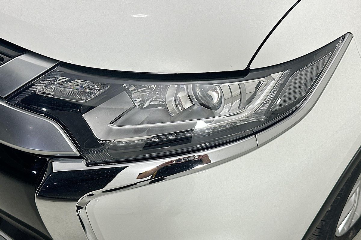 2021 Mitsubishi OUTLANDER ES 7 SEAT (2WD) ZL MY21