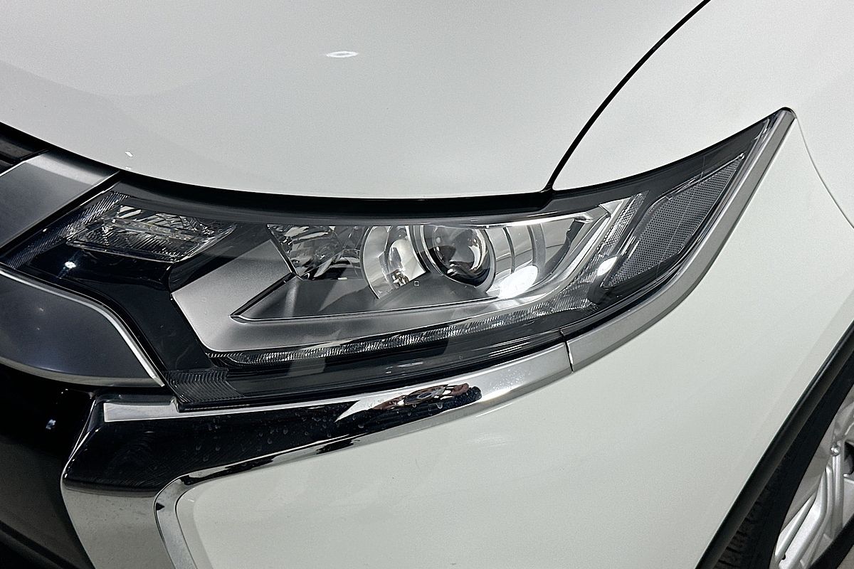 2021 Mitsubishi OUTLANDER ES 7 SEAT (2WD) ZL MY21