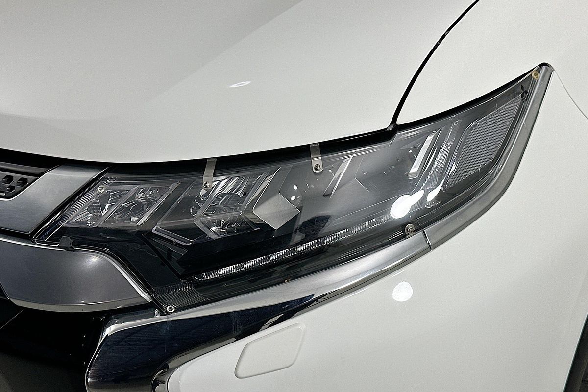 2020 Mitsubishi OUTLANDER Exceed ZL