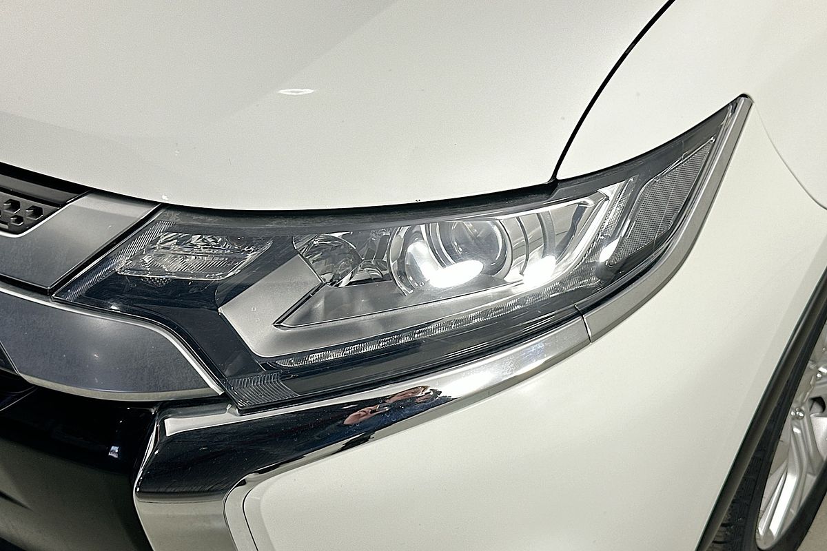2020 Mitsubishi OUTLANDER ES 7 SEAT (AWD) ZL MY20