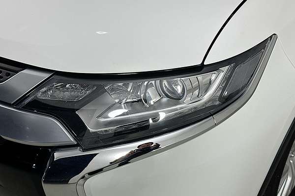 2021 Mitsubishi OUTLANDER ES 7 SEAT (2WD) ZL MY21