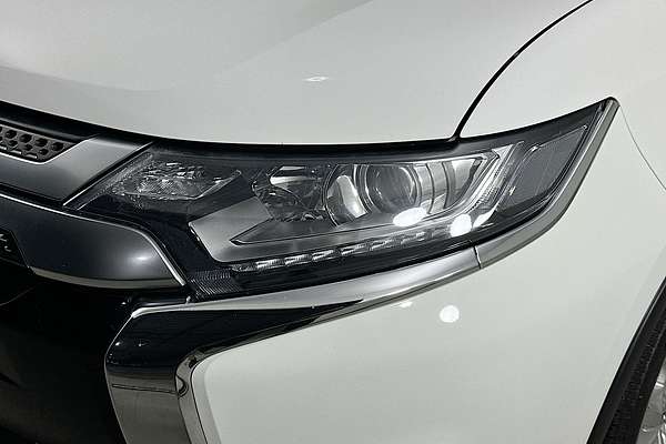 2021 Mitsubishi OUTLANDER ES 7 SEAT (2WD) ZL MY21