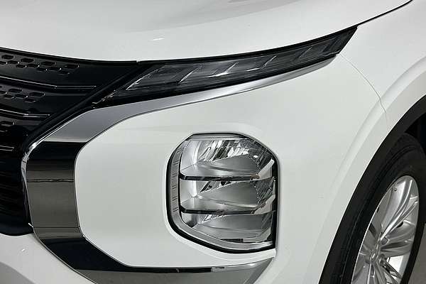 2023 Mitsubishi OUTLANDER ES 7 SEAT (2WD) ZM MY23