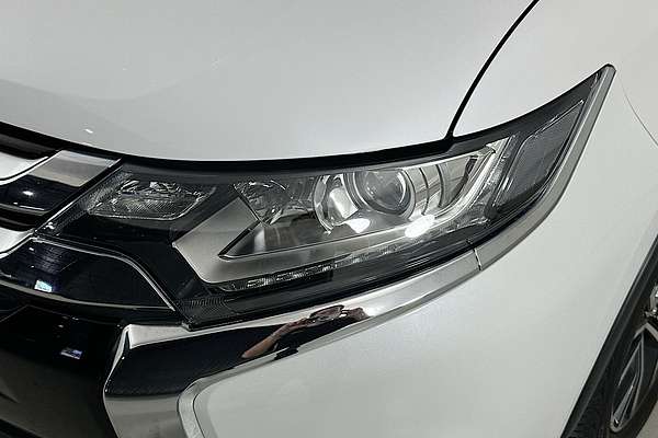 2017 Mitsubishi OUTLANDER LS (4x2) ZK MY17