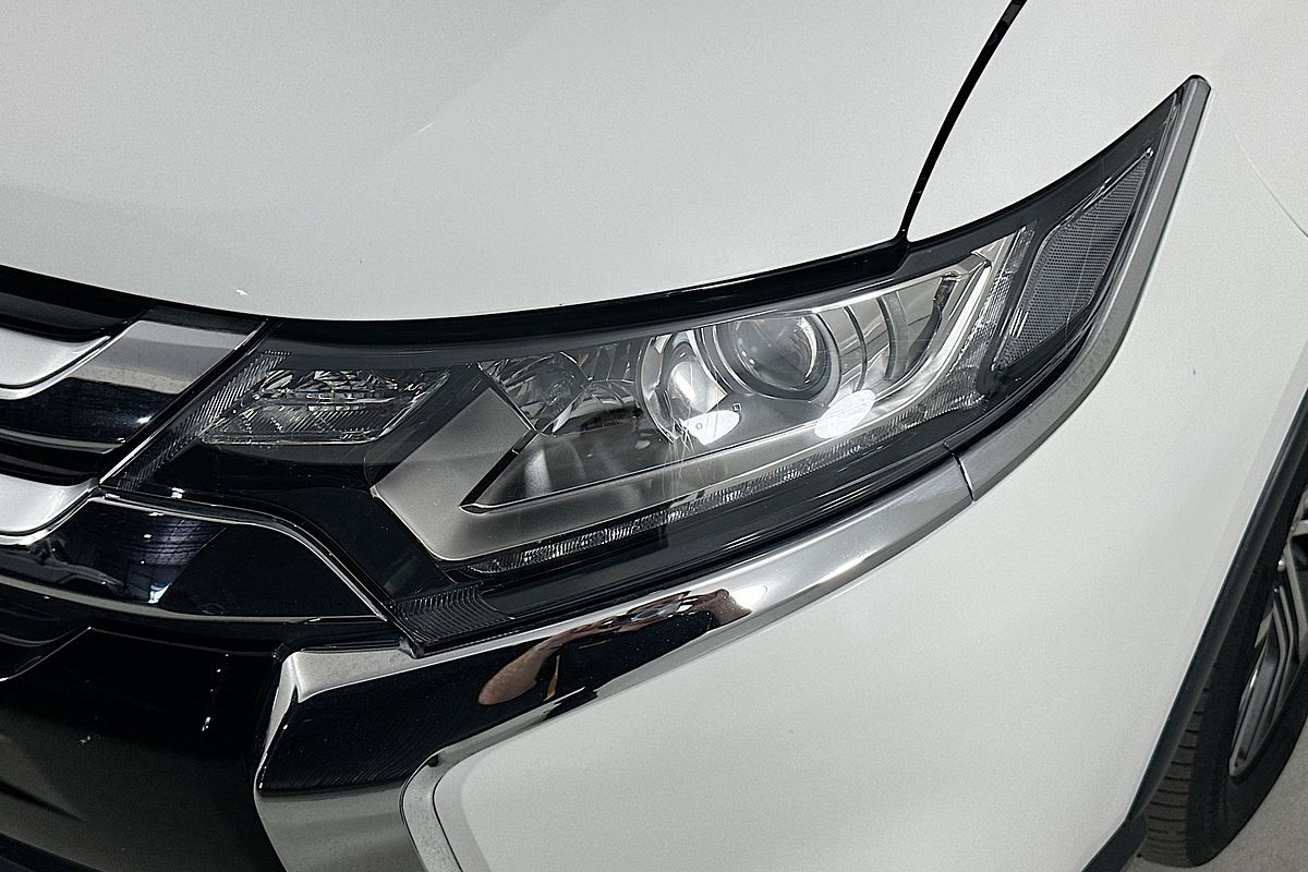 2017 Mitsubishi OUTLANDER LS (4x2) ZK MY17