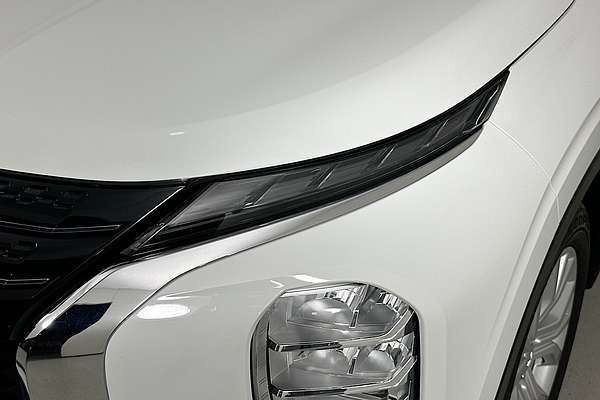 2024 Mitsubishi OUTLANDER ES 7 SEAT (2WD) ZM MY24