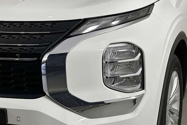 2022 Mitsubishi OUTLANDER ES 7 SEAT (2WD) ZM MY22.5