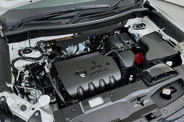 2020 Mitsubishi OUTLANDER Exceed ZL