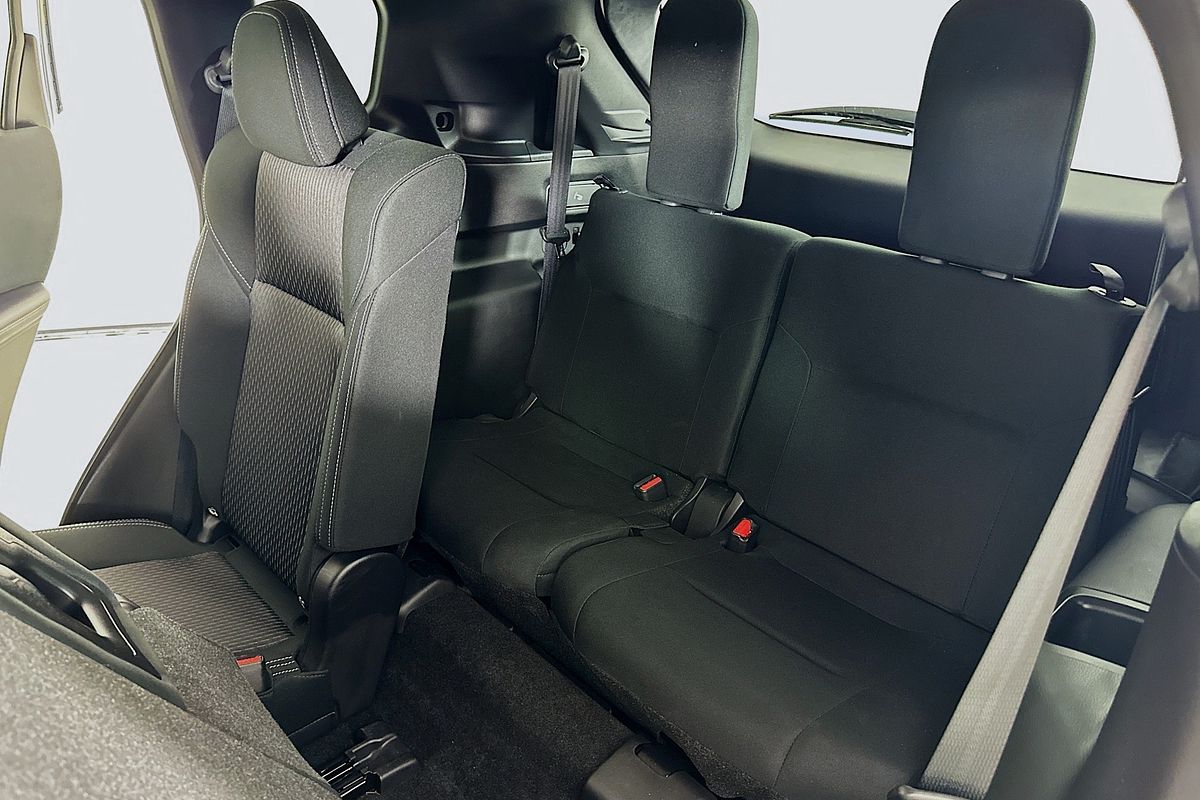 2024 Mitsubishi OUTLANDER LS 7 SEAT (2WD) ZM MY24