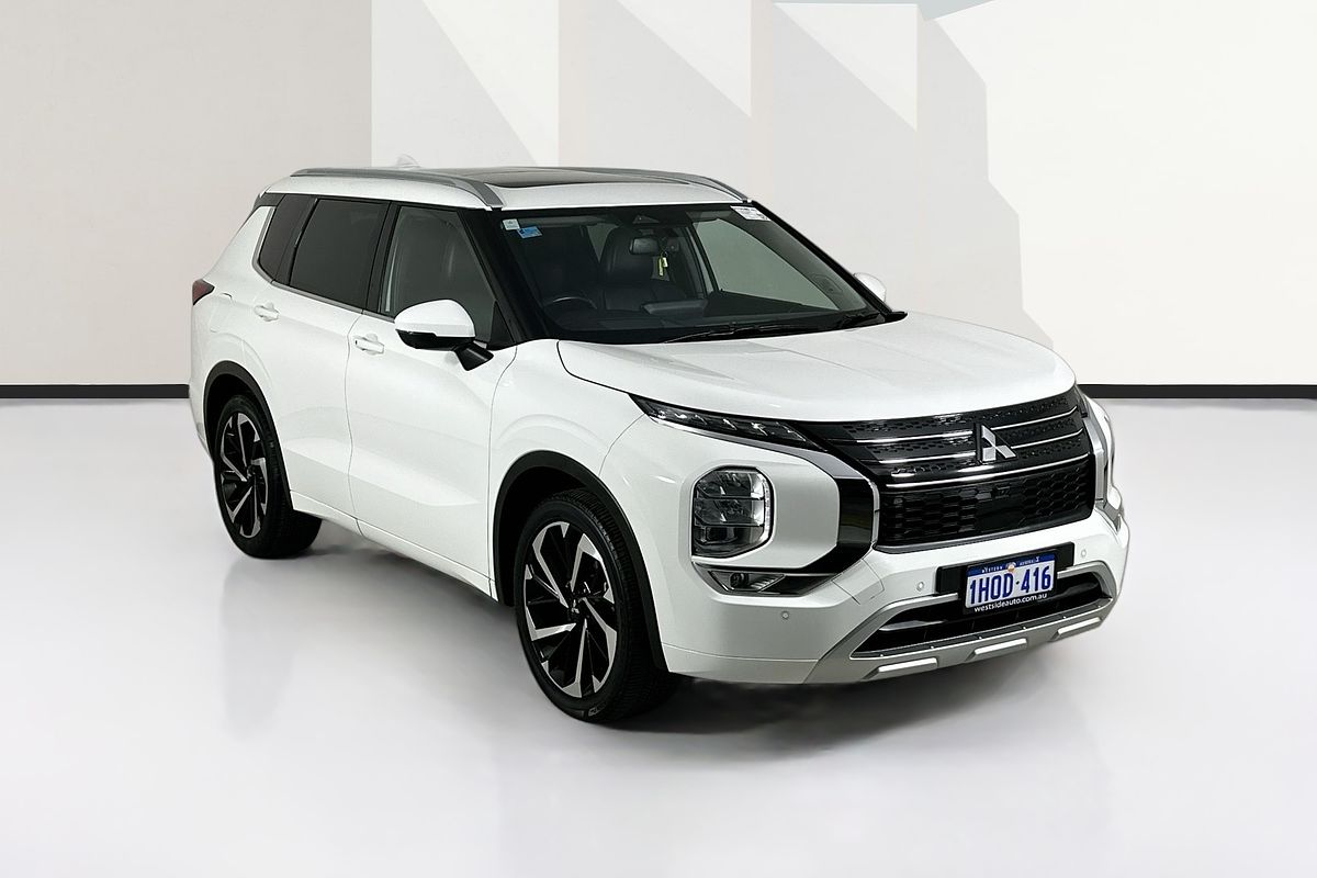 2022 Mitsubishi OUTLANDER Exceed ZM