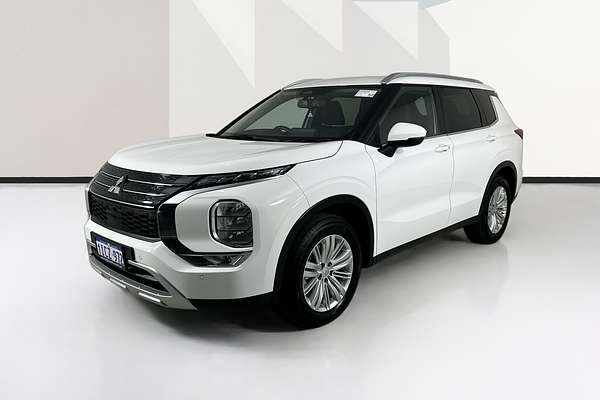 2024 Mitsubishi Outlander LS ZM