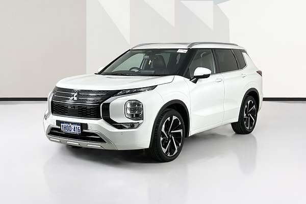 2022 Mitsubishi OUTLANDER Exceed ZM
