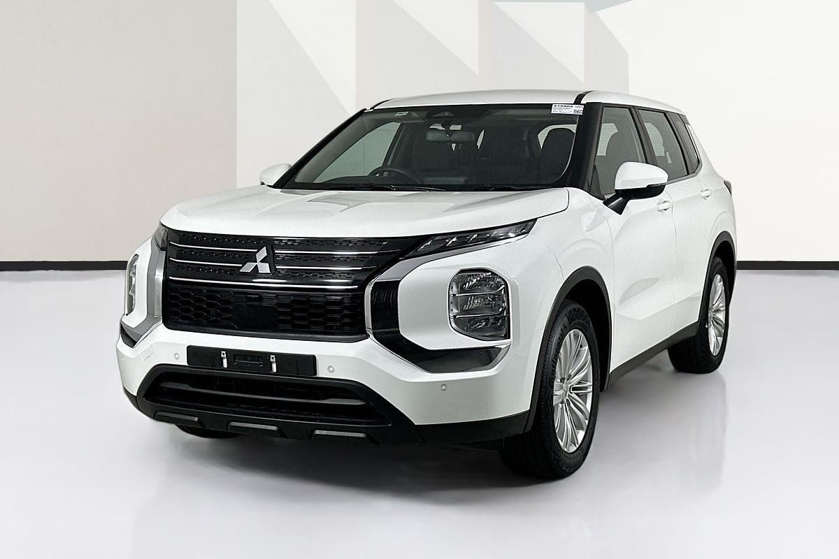 2024 Mitsubishi OUTLANDER ES 7 SEAT (2WD) ZM MY24