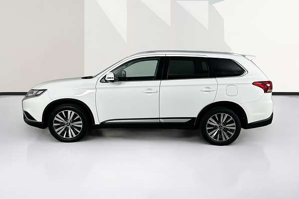 2021 Mitsubishi Outlander LS ZL
