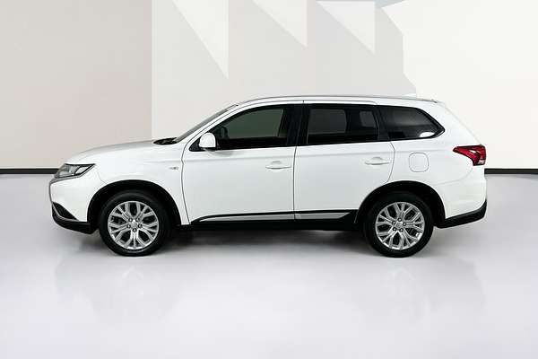 2020 Mitsubishi Outlander ES ZL