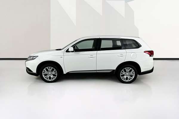 2021 Mitsubishi OUTLANDER ES ZL