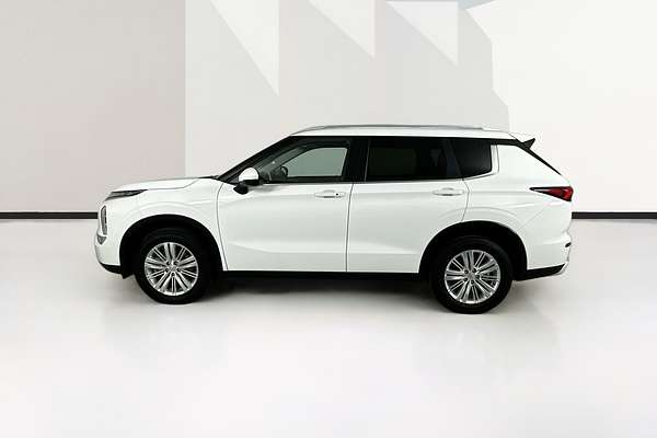2024 Mitsubishi OUTLANDER LS 7 SEAT (2WD) ZM MY24