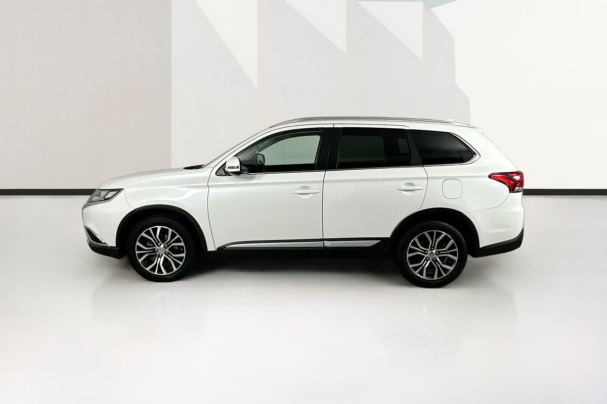 2017 Mitsubishi OUTLANDER LS SAFETY PACK (4x4) 7 SEATS ZK MY17